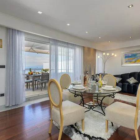 Luxury Gloria Apartman