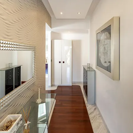 Luxury Gloria Apartman *